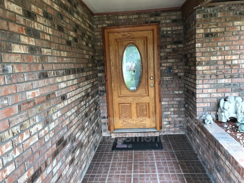 237 Emerson Drive Nw – photo 2