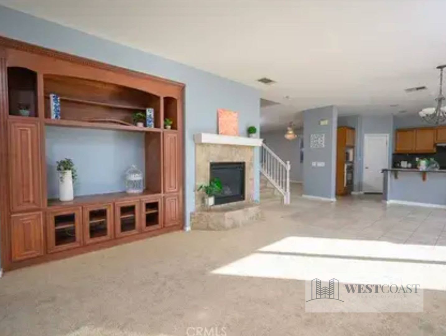 ROSETTA CANYON Gem!- 4 Bedroom 3 bath plus large bonus room. – photo 3