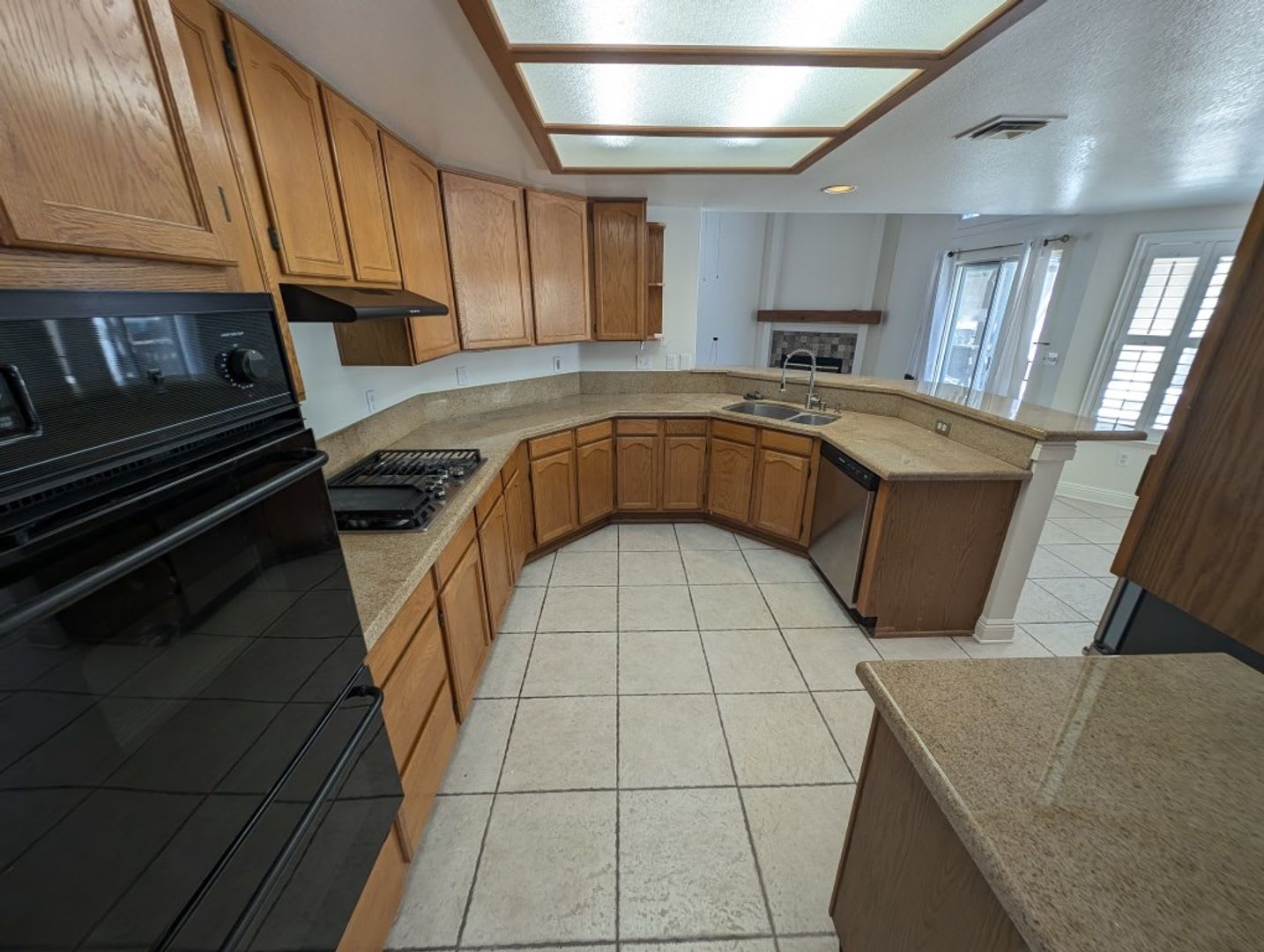8432 AIRMONT CT – photo 4