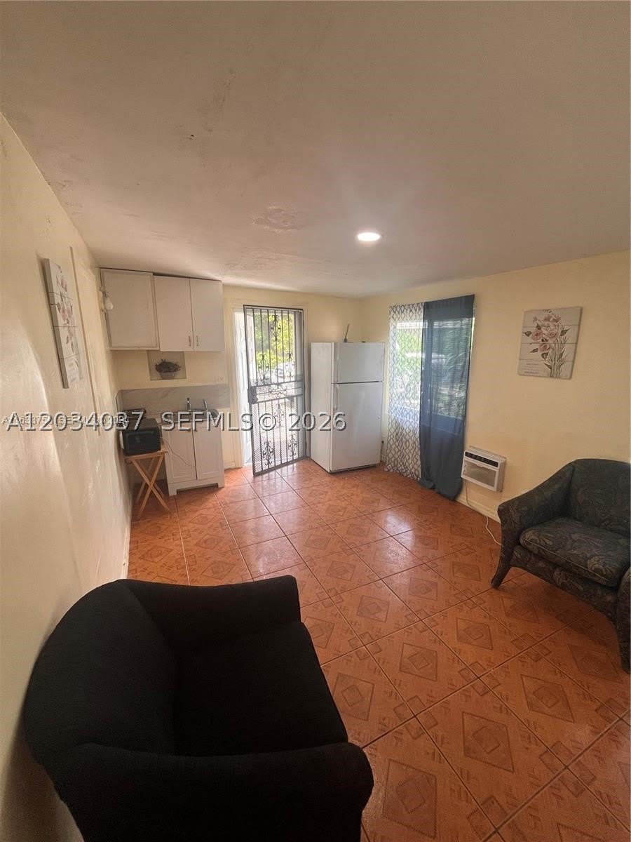 13215 NW 19th Ave – photo 2