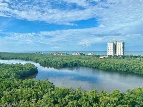 8990 Bay Colony Dr – photo 3