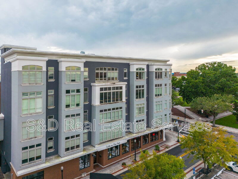 125 N Kentucky Ave – photo 1
