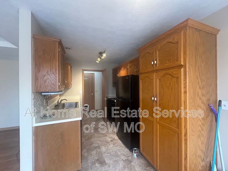 1260 Vintage Lane – photo 4