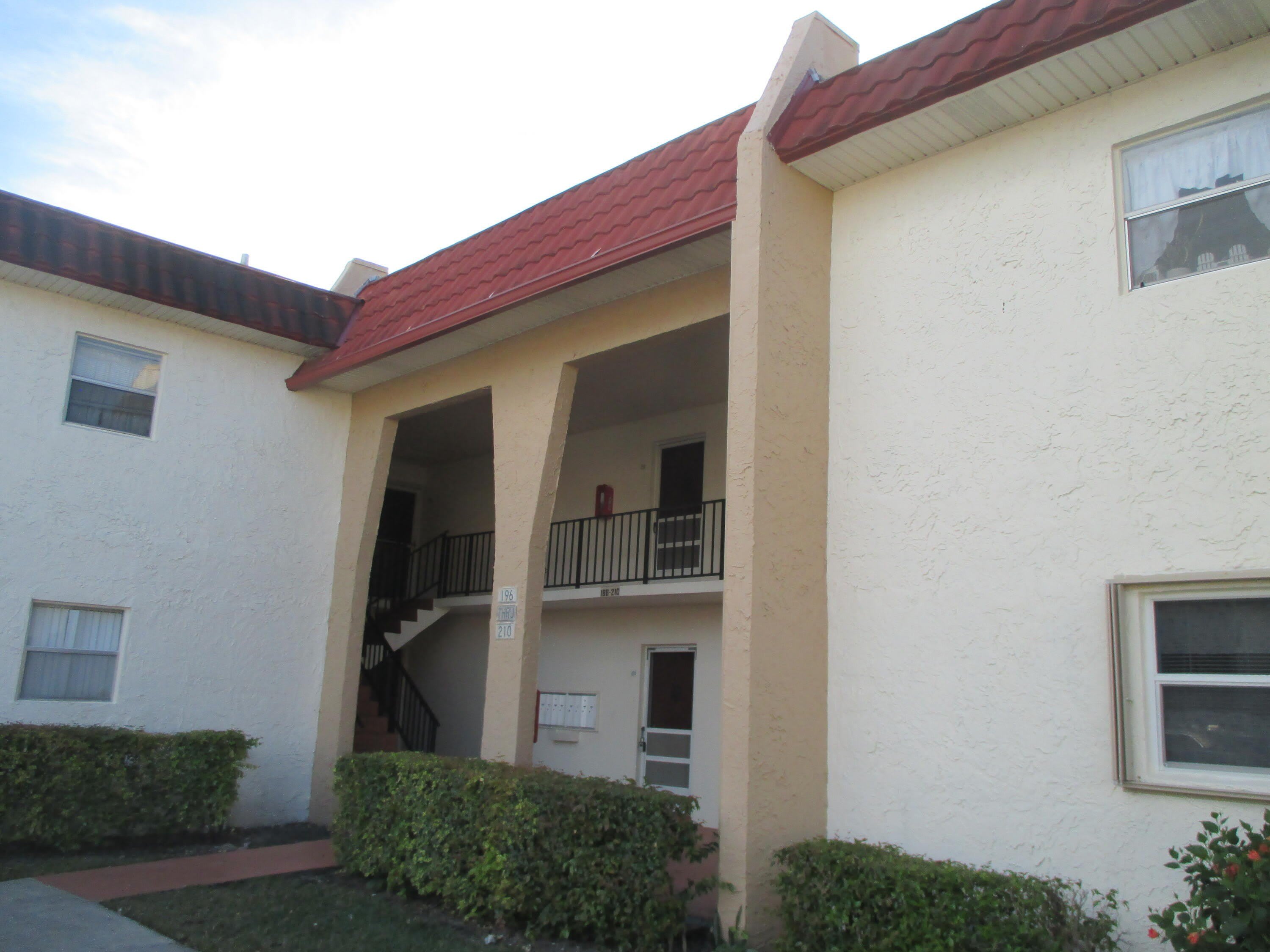 200 Lake Carol Drive – photo 1
