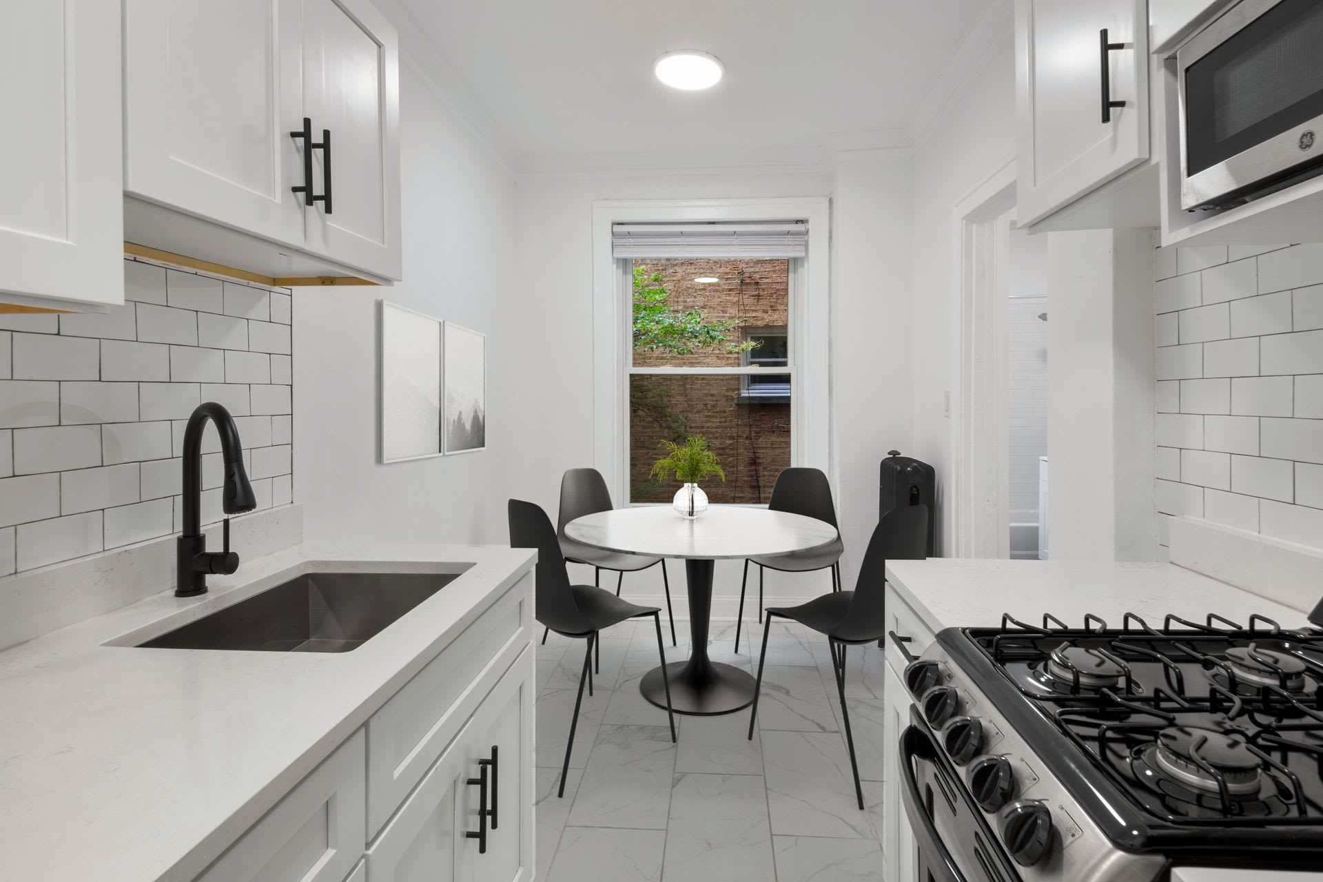 The Onyx on Sheridan – photo 1