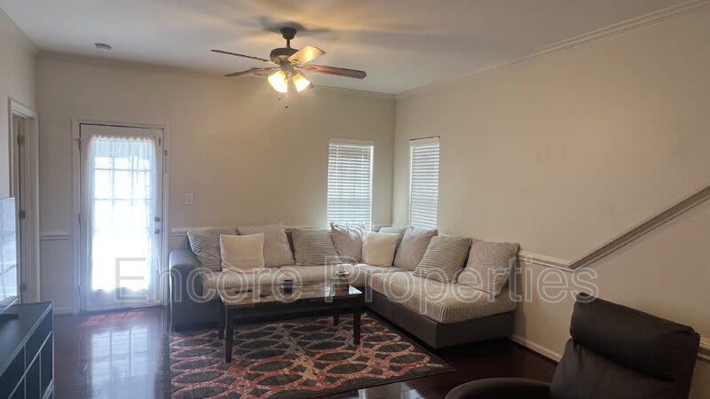 200 Madison Sq Ave – photo 5