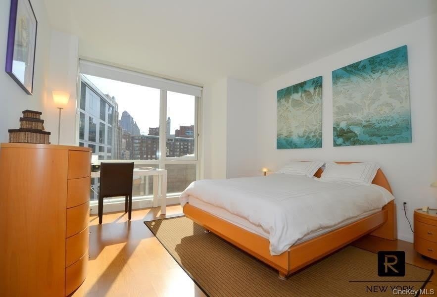 200 Chambers Street – photo 2