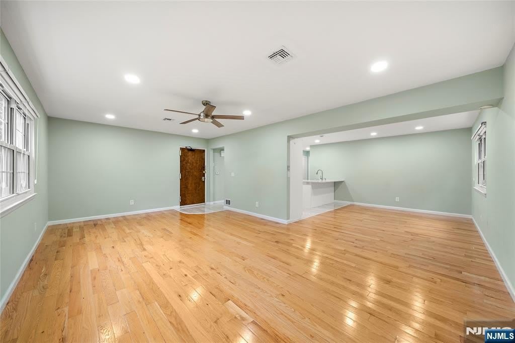 337 Fort Lee Road – photo 3