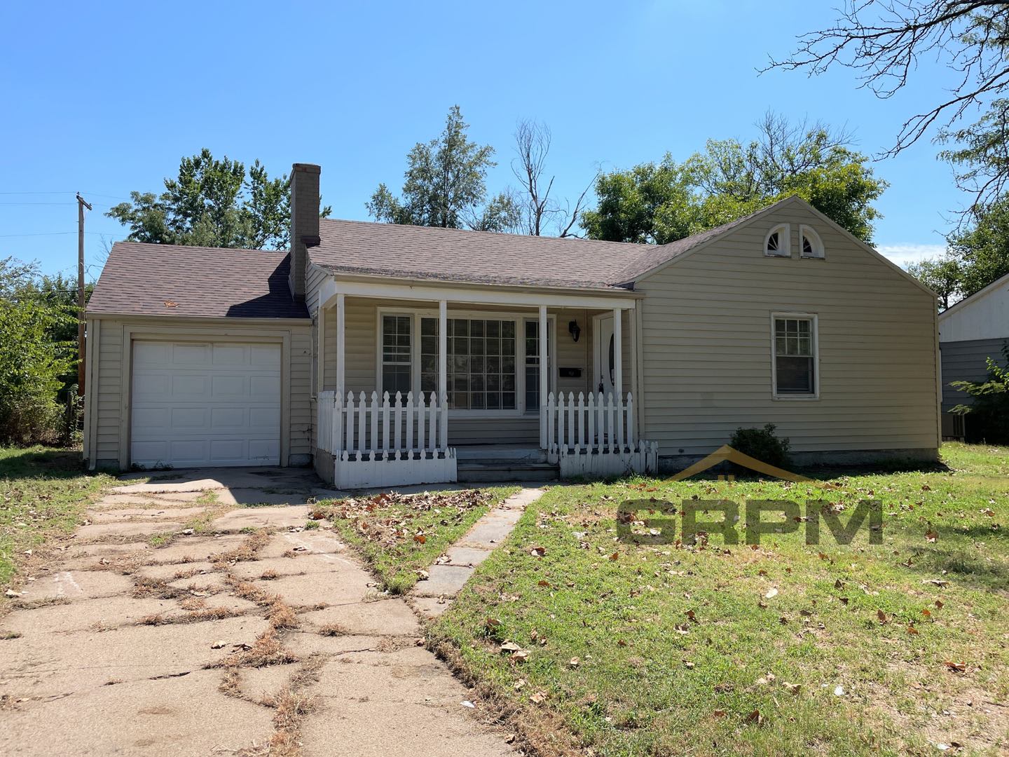Cozy 2 bed 1.5 bath home – photo 1