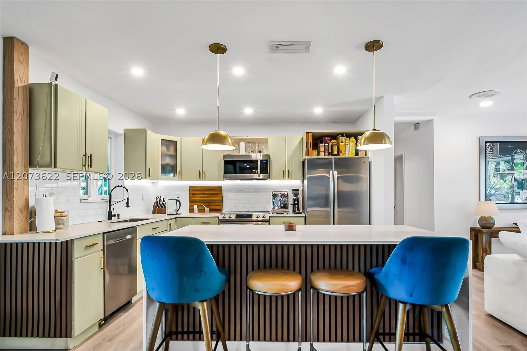 10627 NE 11th Ave – photo 3