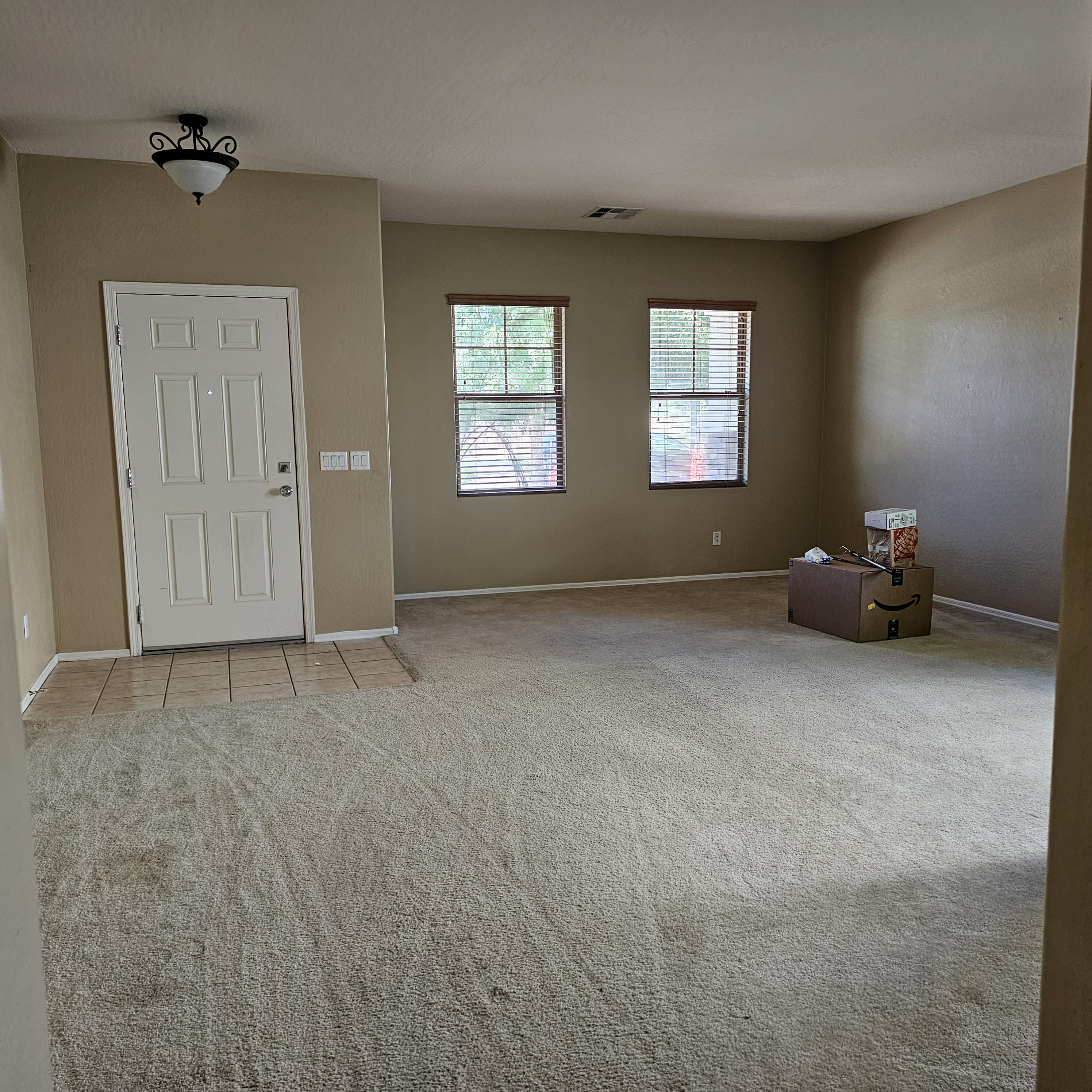 1341 East Strawberry Drive – photo 3