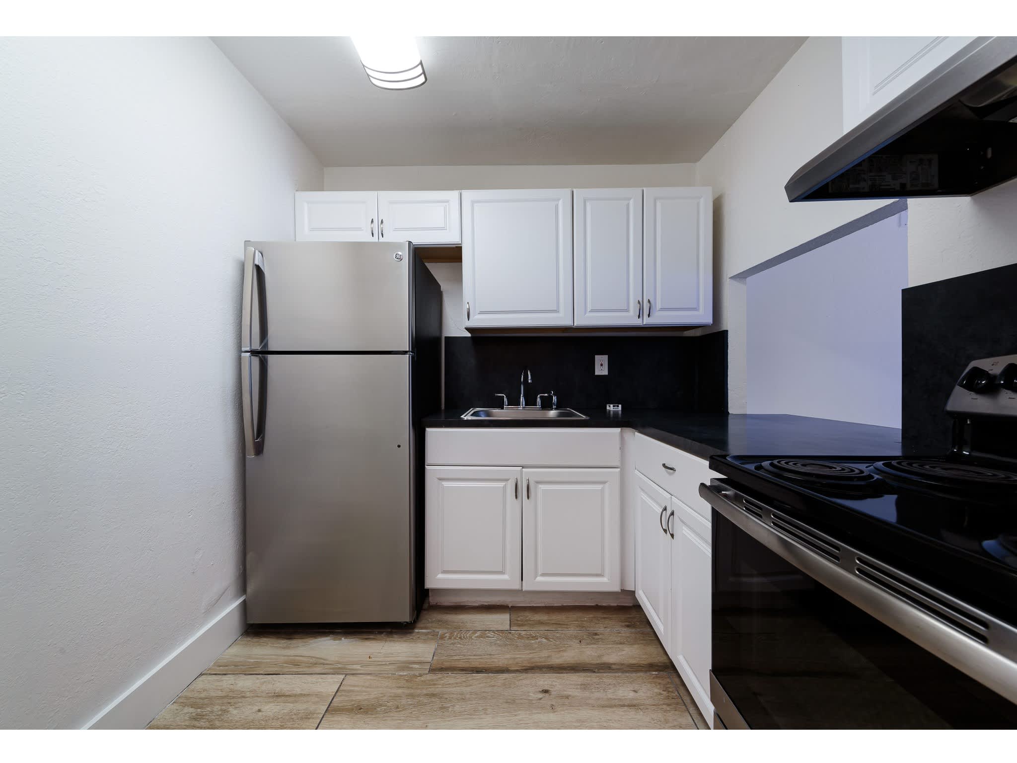 3611 Oak Av 3611 Miami Fl 33133 – photo 5