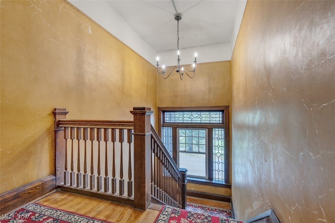 2257 Grandview Avenue – photo 3
