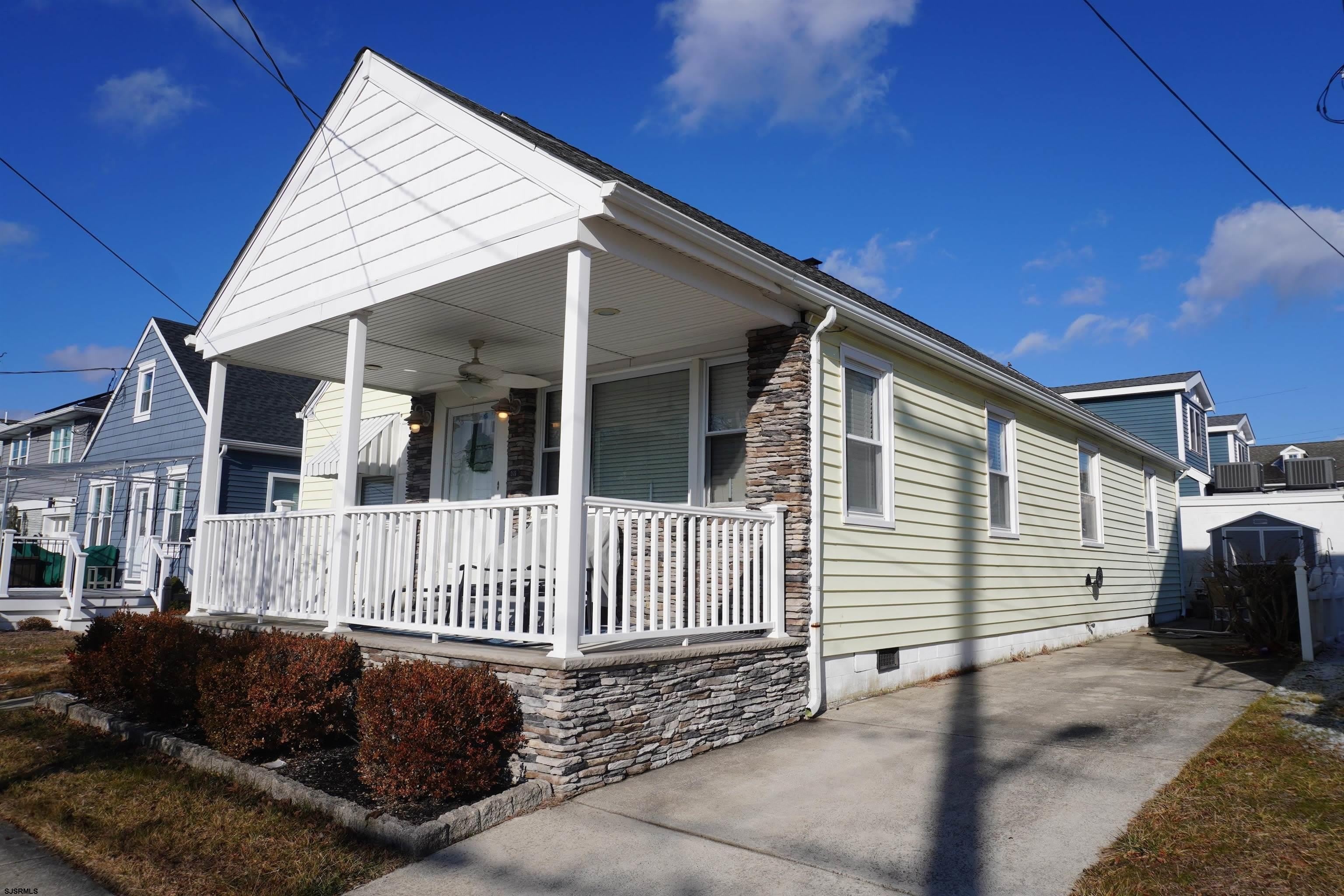 205 N Essex Ave – photo 2
