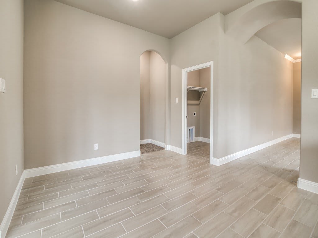 323 Sweetspire Drive – photo 5
