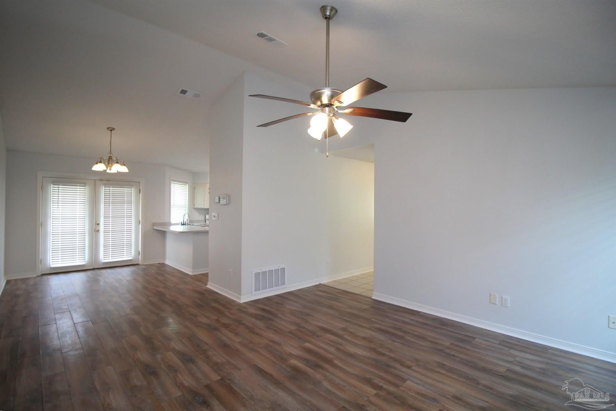 7679 Old Hickory Dr – photo 4