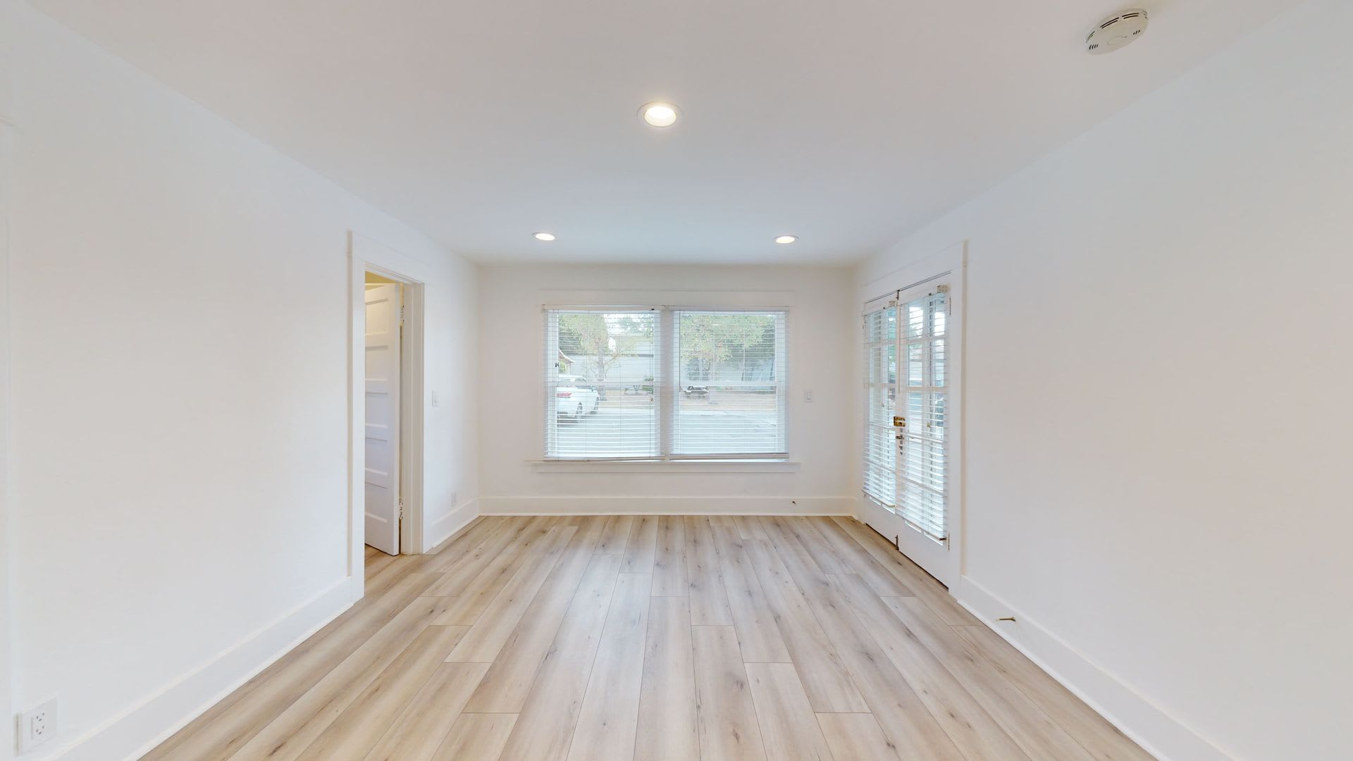 Ask About August Move In Special Beautifully Remodeled And Upgraded Studio Apartment In Residential Pasadena – photo 5