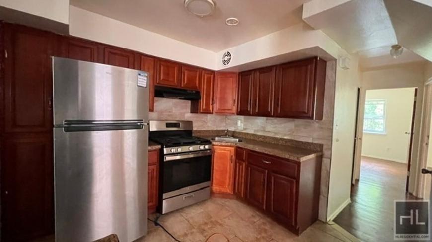 1440 EAST 85 STREET – photo 1