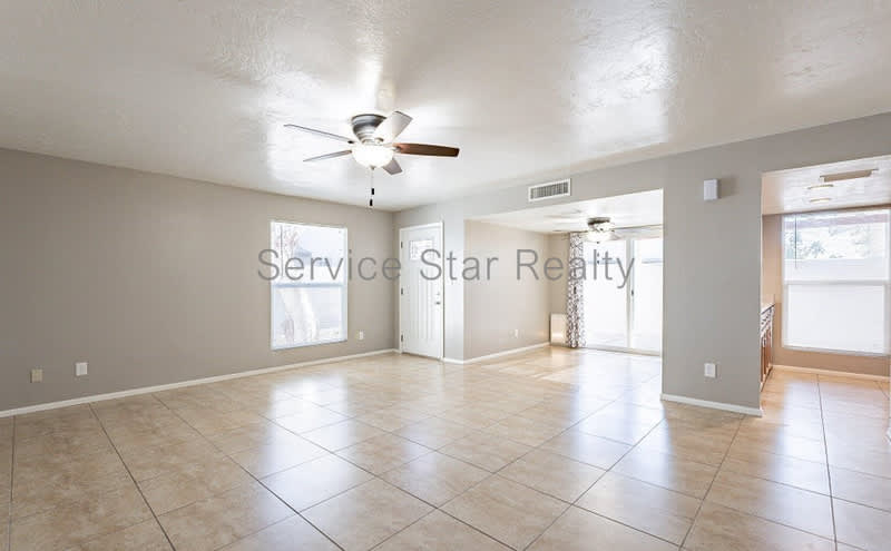 15411 N 2nd Pl – photo 2