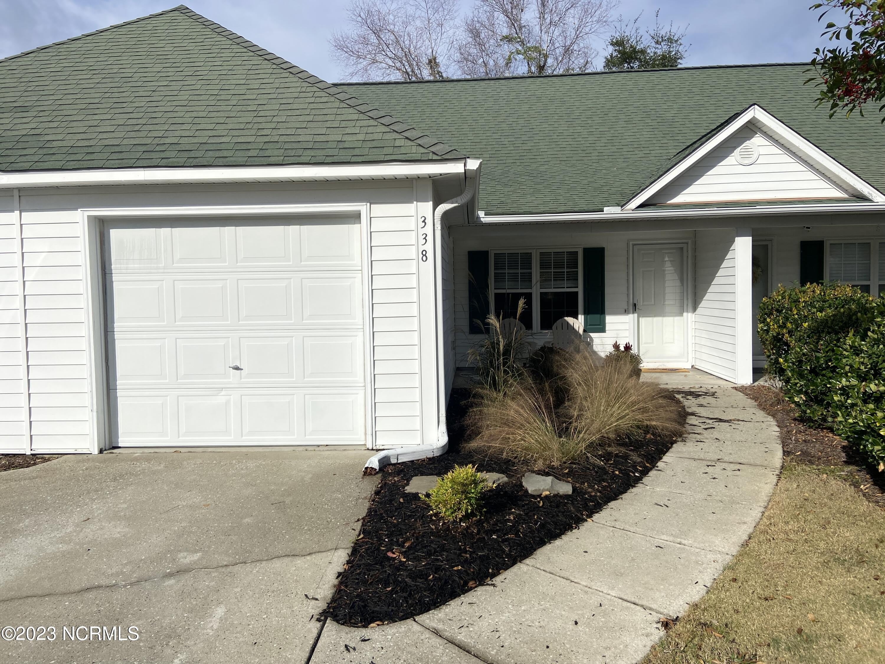 338 Emerald Cove Court – photo 1