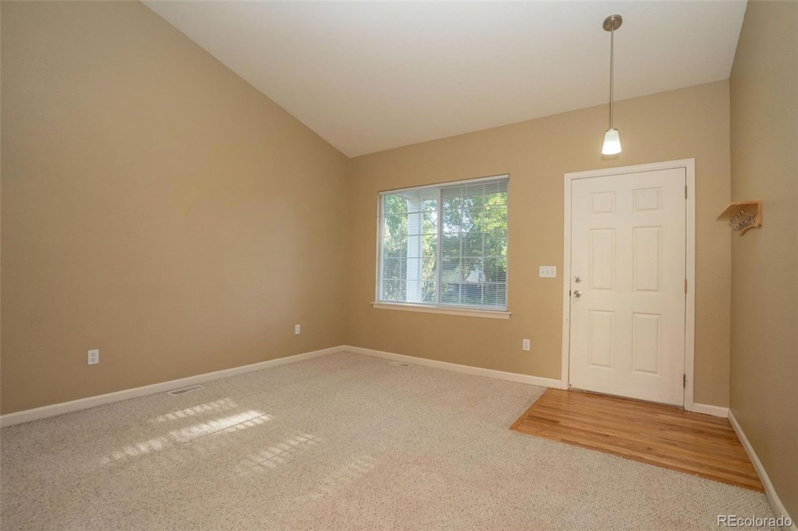 Clover Creek Home with Low-Maintenance Backyard & Community Pool – photo 4