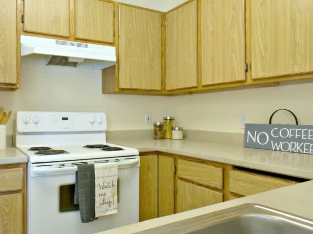 Red Rose Manor – photo 1
