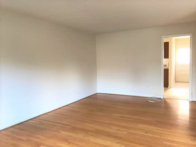 1214 William Street – photo 2