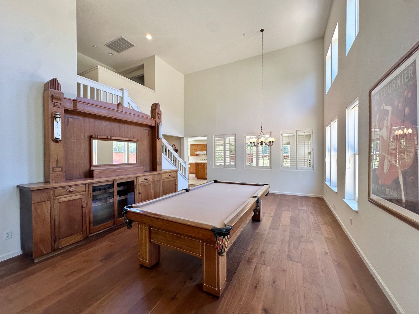 Large 5bd/3ba 3500sqft Home in Hamilton, Novato – photo 4