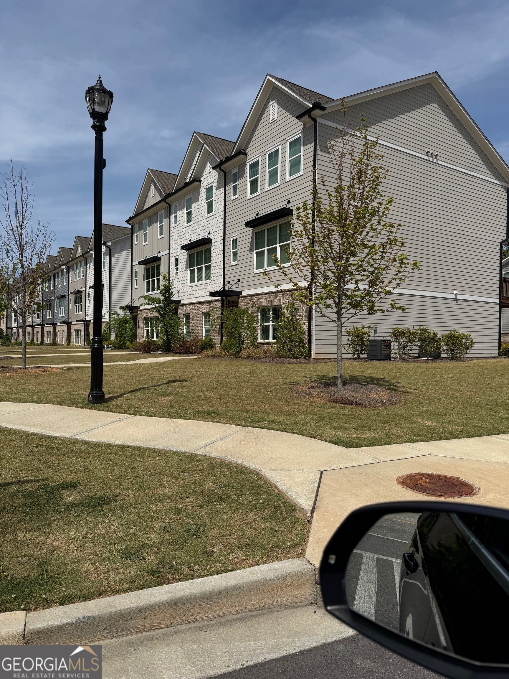 1204 Ainsworth Alley – photo 2