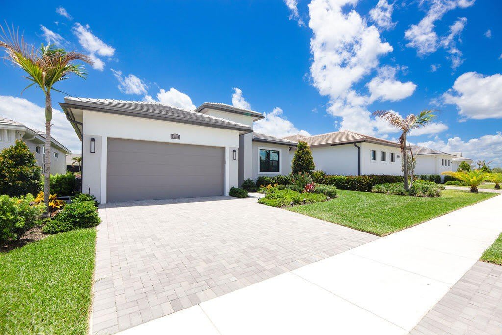11338 SW Pietra Way – photo 3