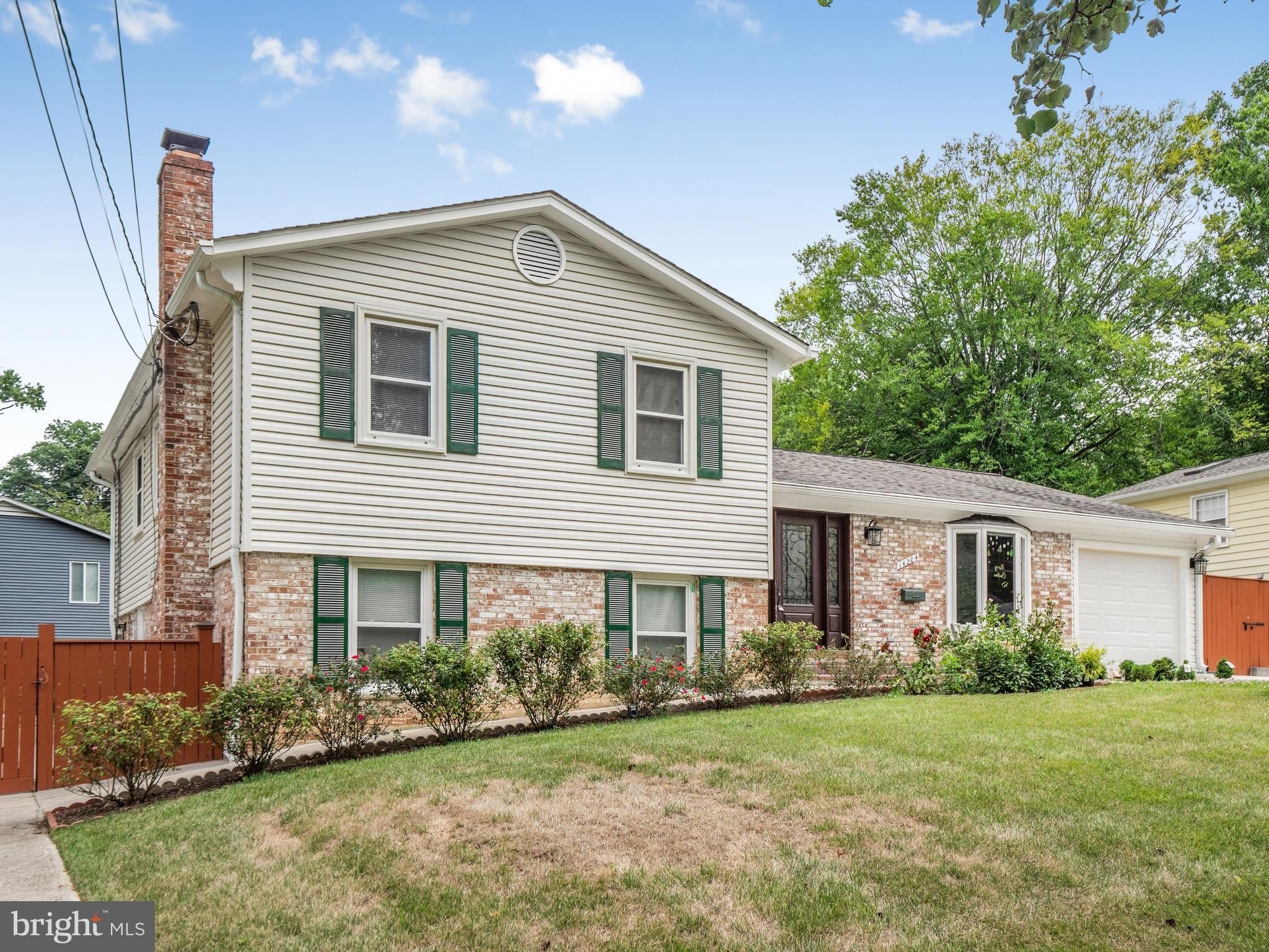14204 WOODCREST Drive – photo 3