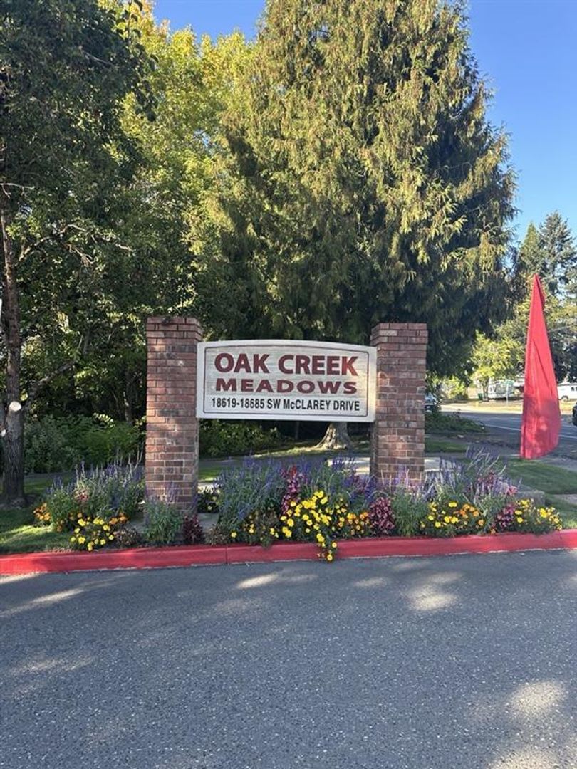 Oak Creek Meadows – photo 2