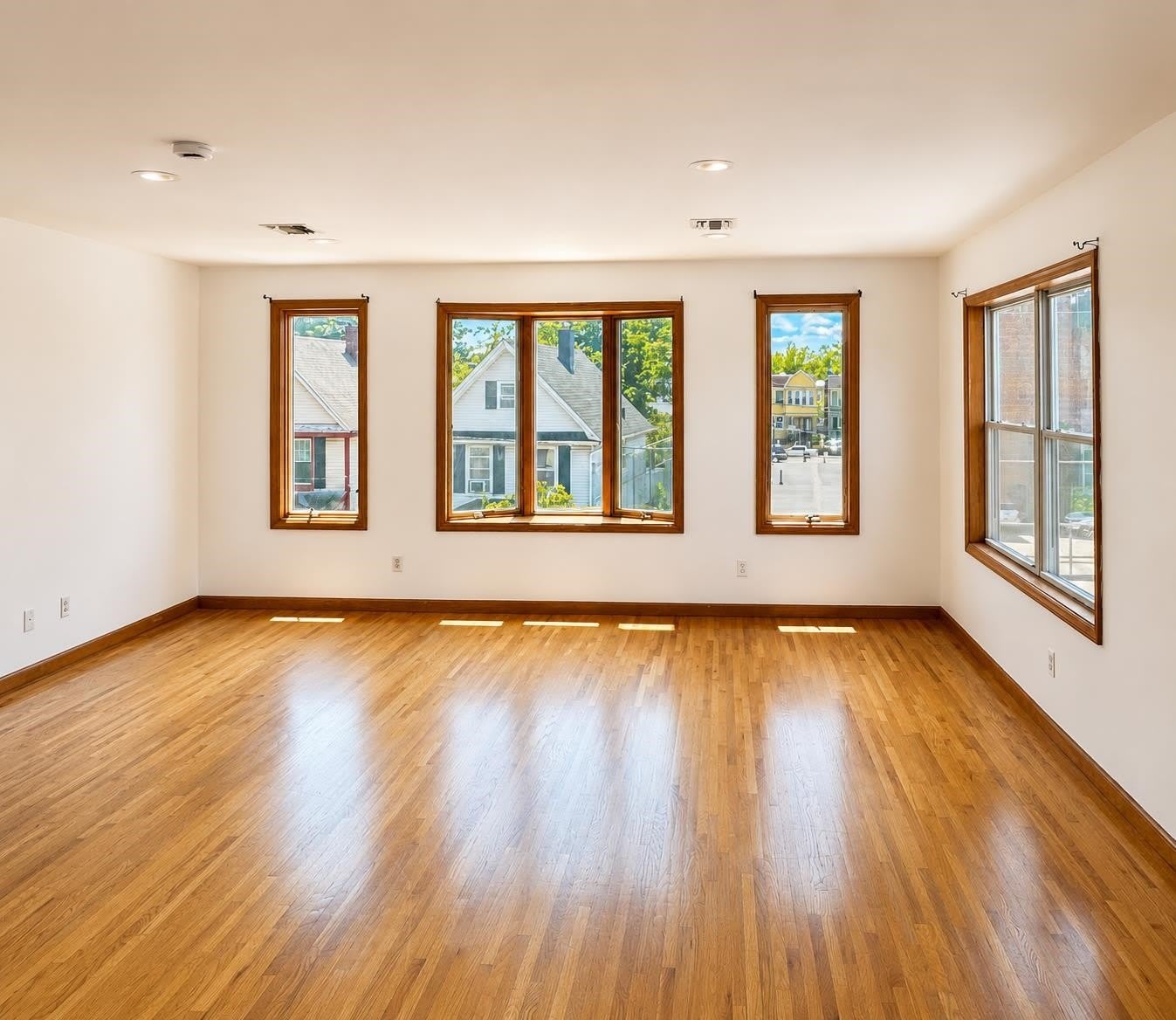 150 CLENDENNY AVE – photo 5