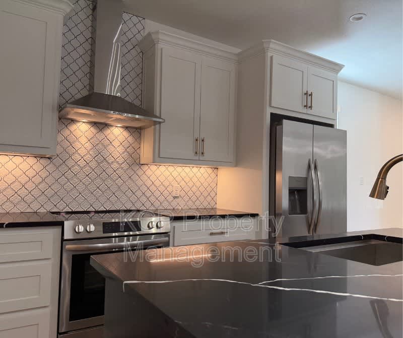 1813 Garland Avenue – photo 4