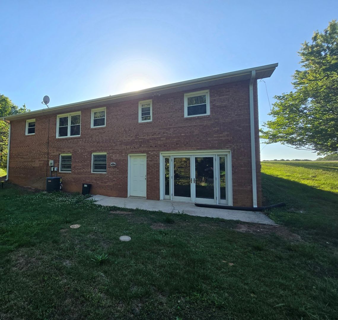 New Rental Listing Taylorsville – photo 5
