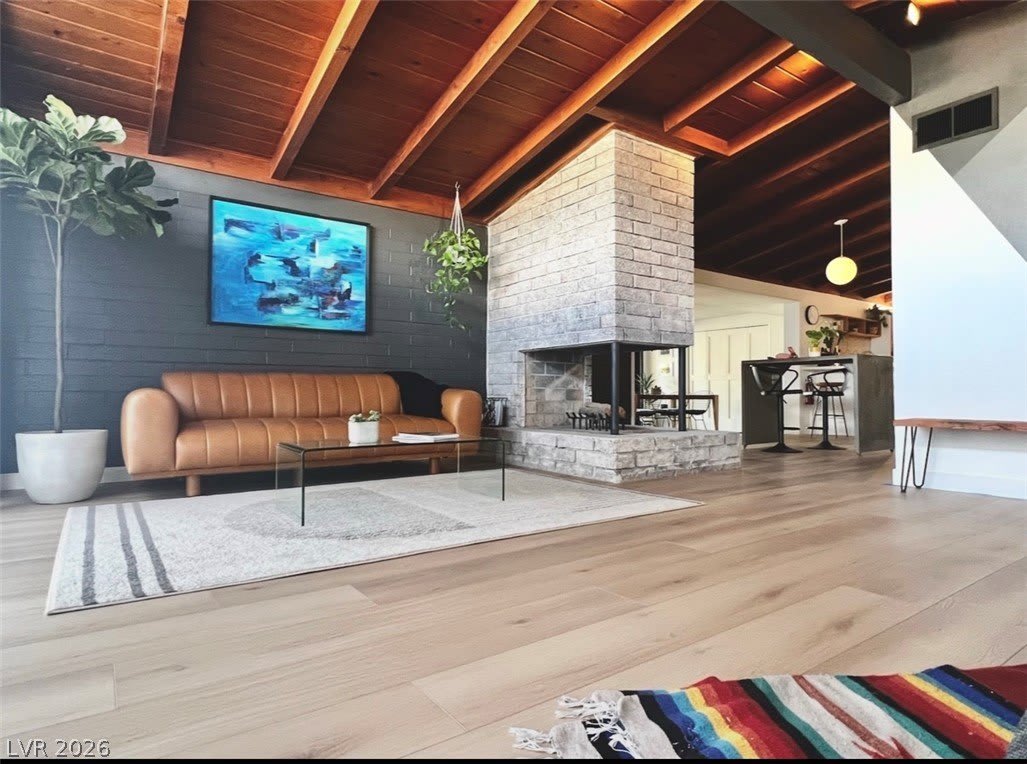 2105 Bonnie Brae Avenue – photo 1