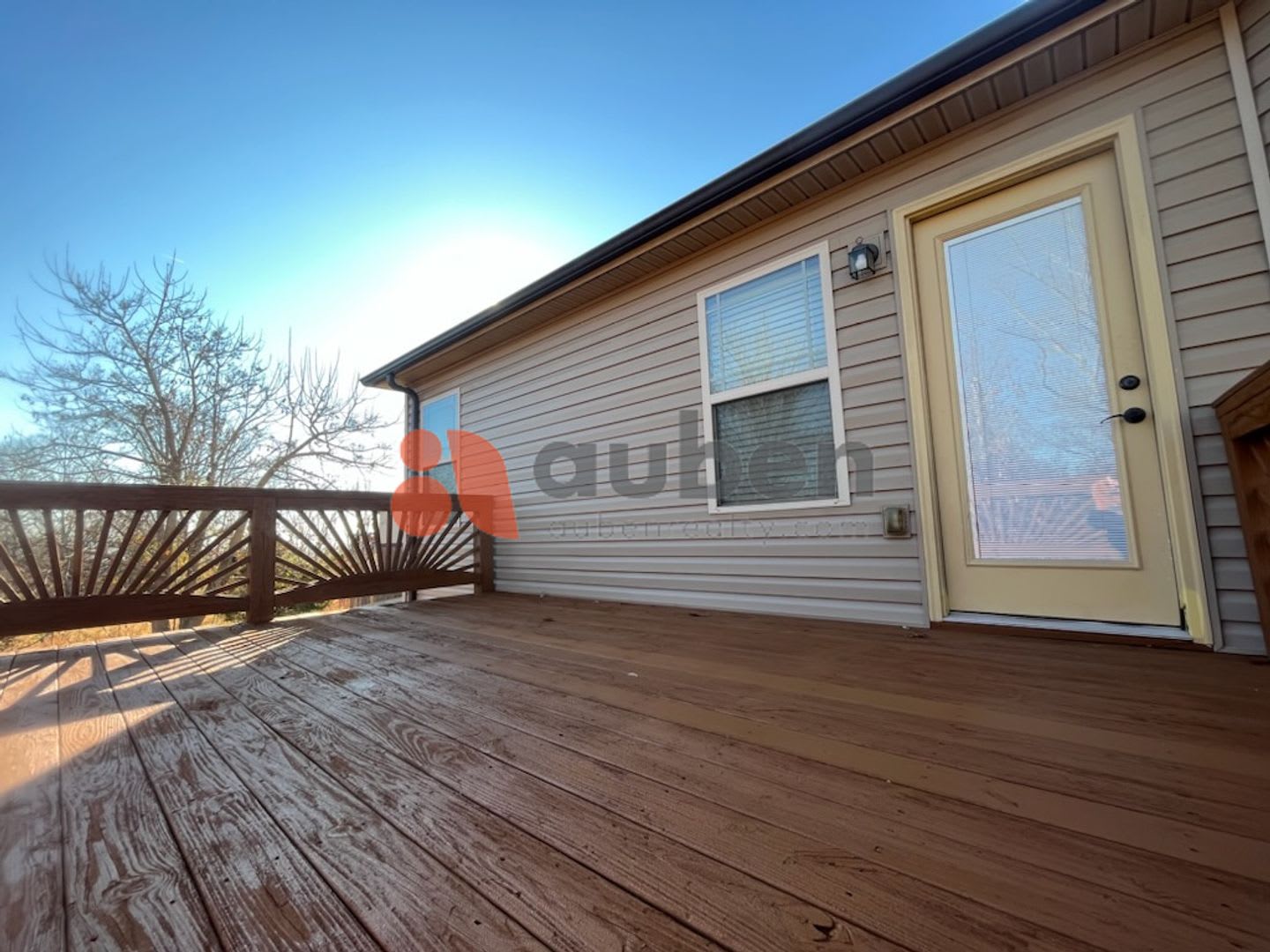 Beautiful 3 Bedroom Home with Finished Basement & Two Large Decks! – photo 5