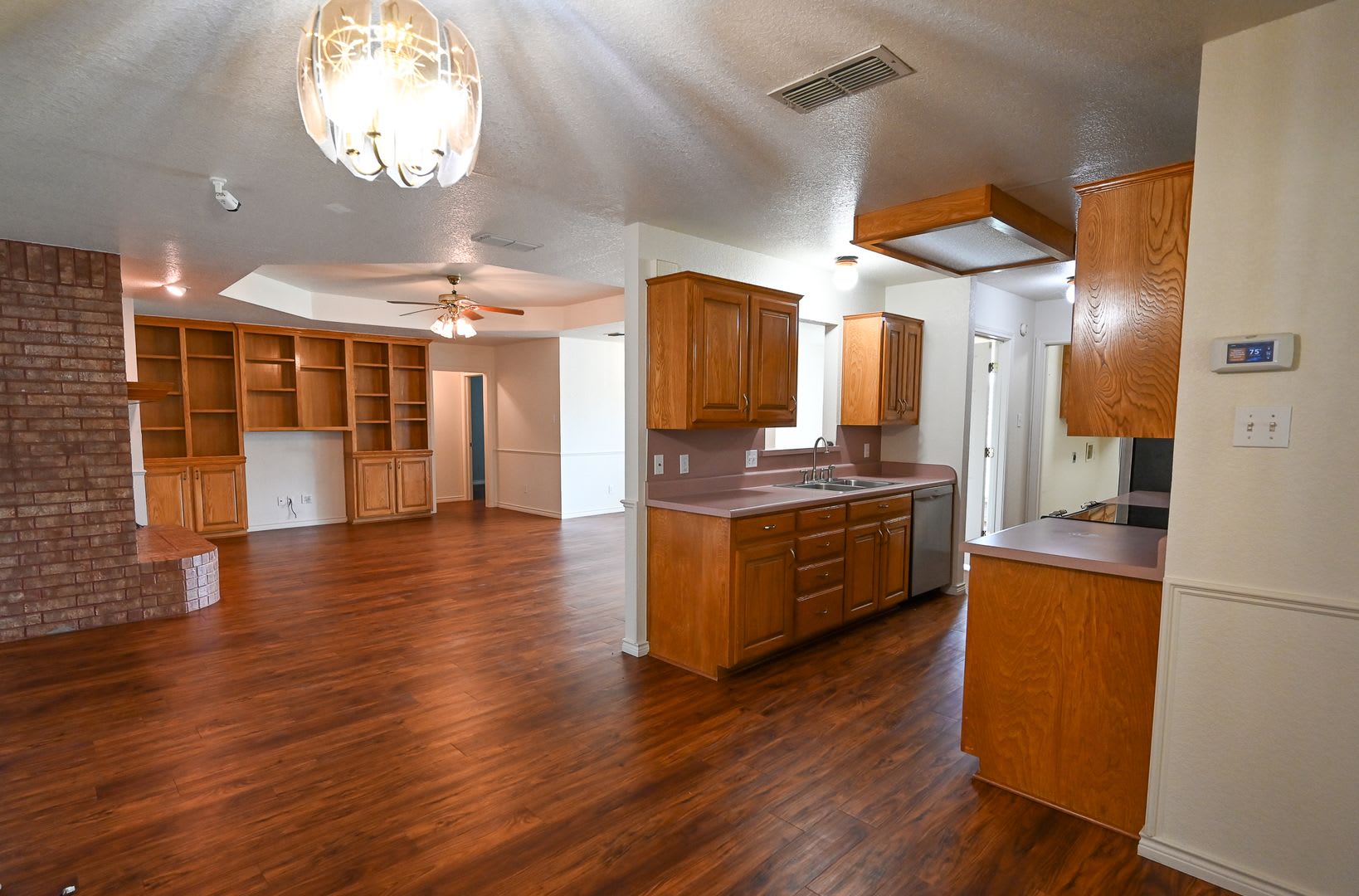 3 Bed 2 Bath SFR in Decatur – photo 2