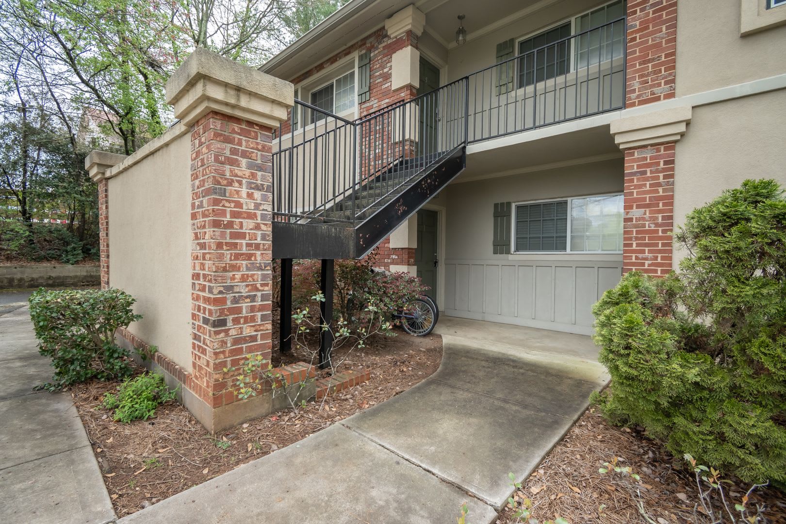 2018 S Milledge Ave Apt 1 – photo 4