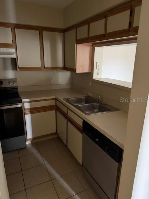 208 AFTON Square – photo 2