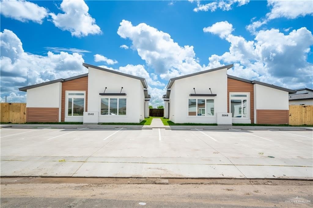 3548 Hidalgo Circle – photo 2