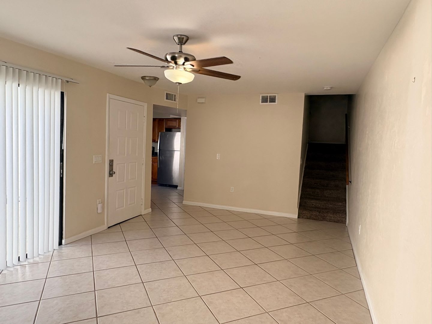2/2 Townhome in Fort Myers for Rent – photo 4