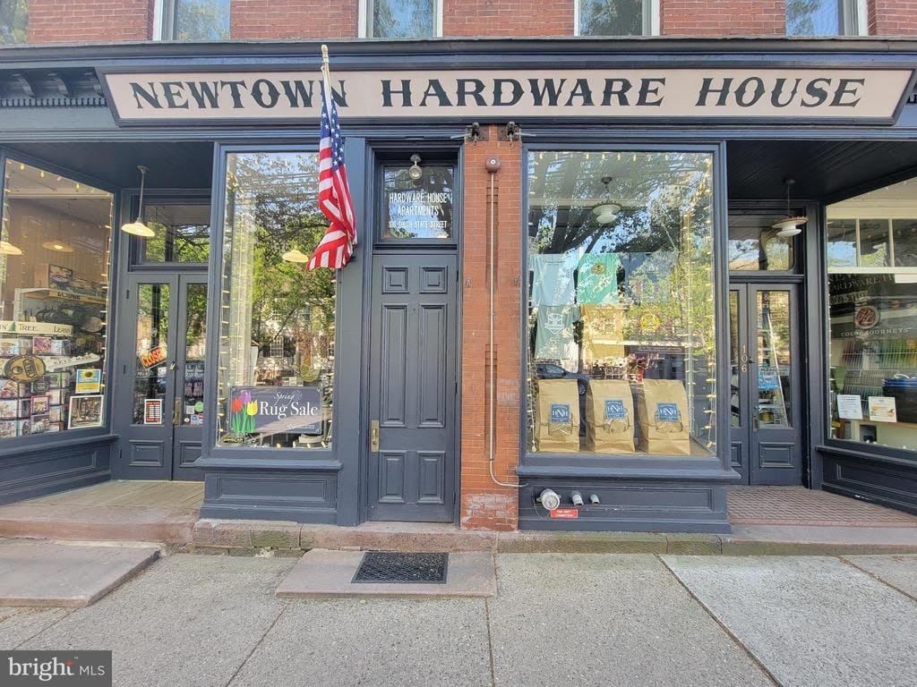106-108 S STATE STREET – photo 1