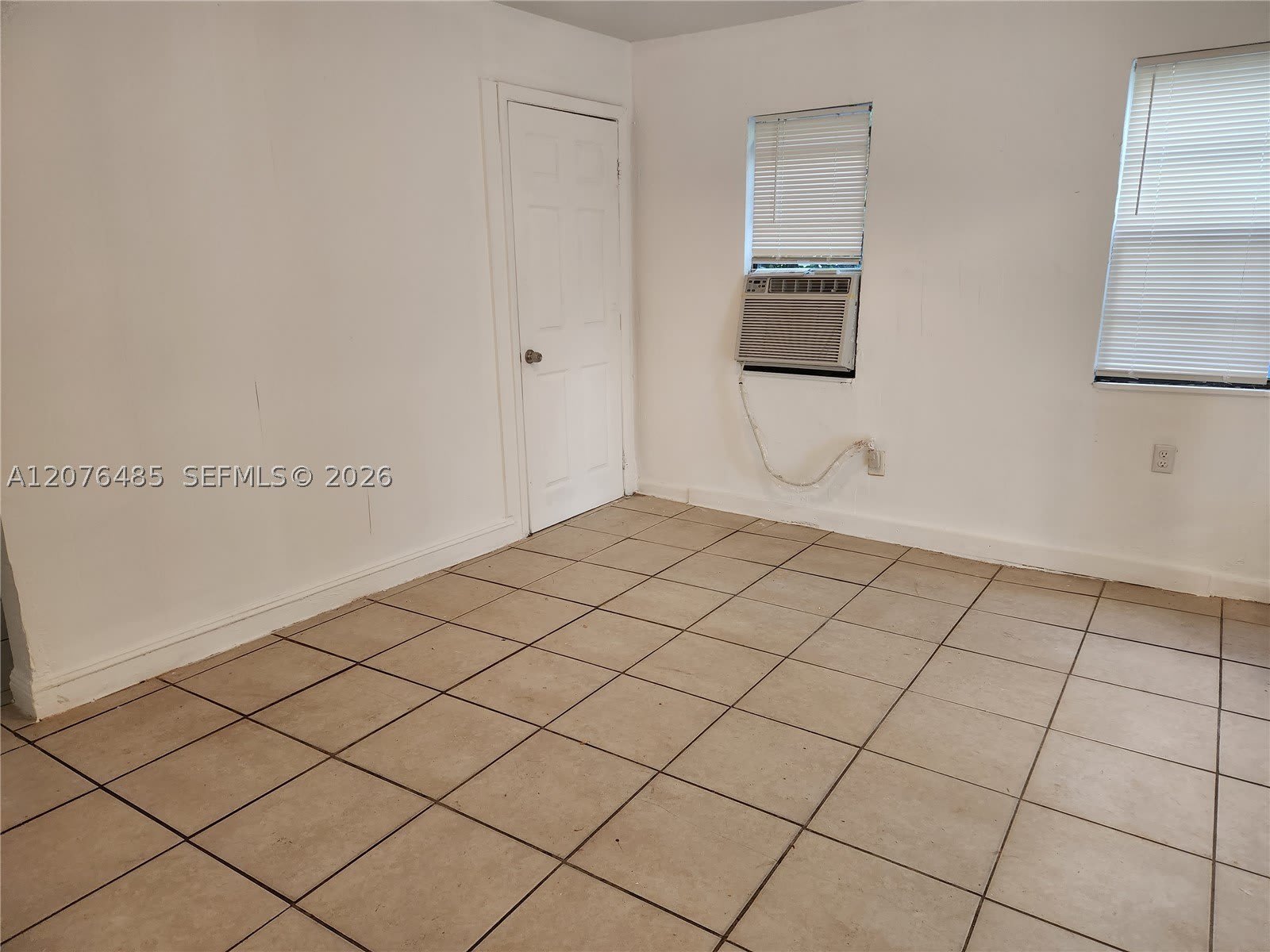 2129 NW 44th St – photo 4