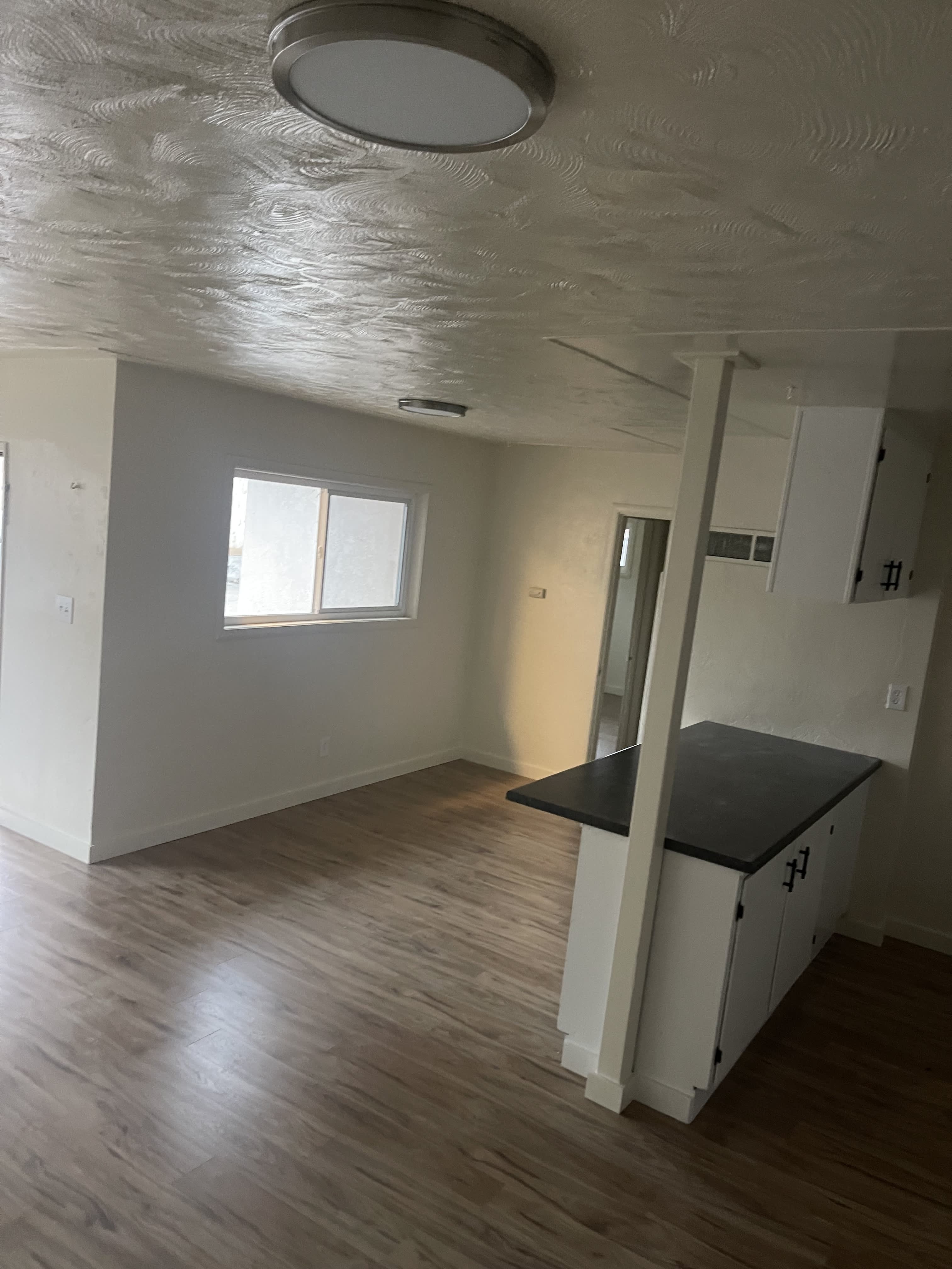1560 Ronald Ave – photo 3