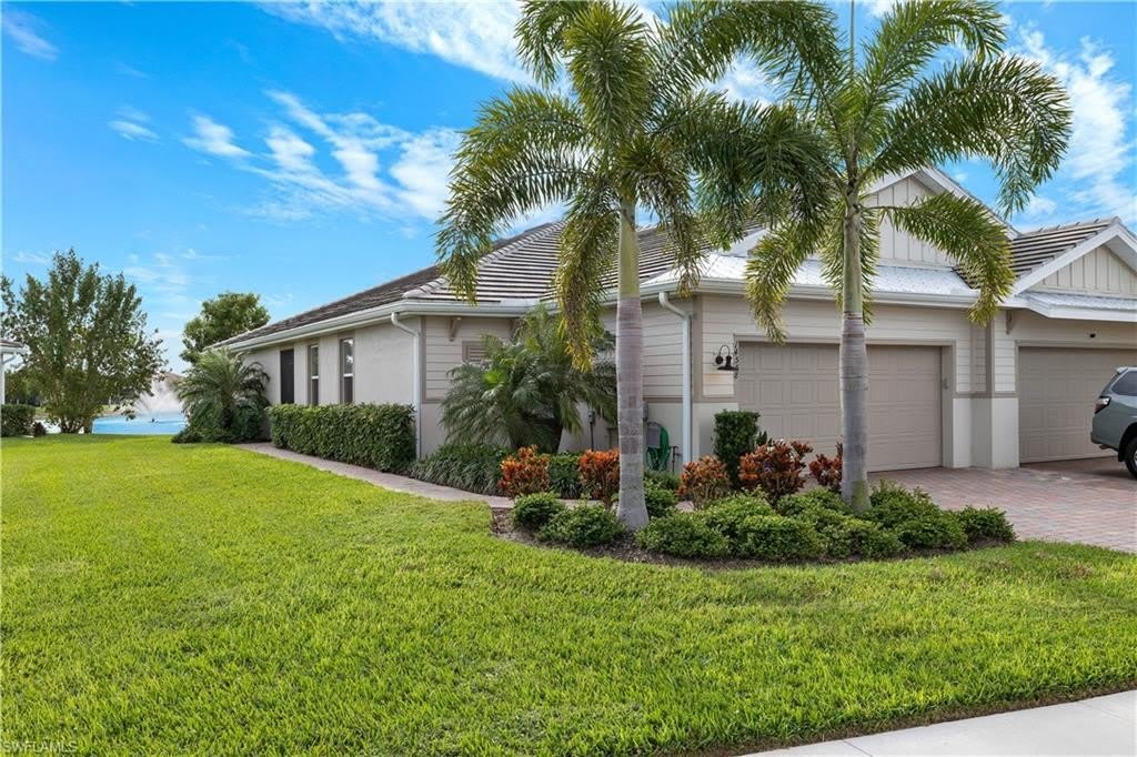 14558 Edgewater Cir – photo 2