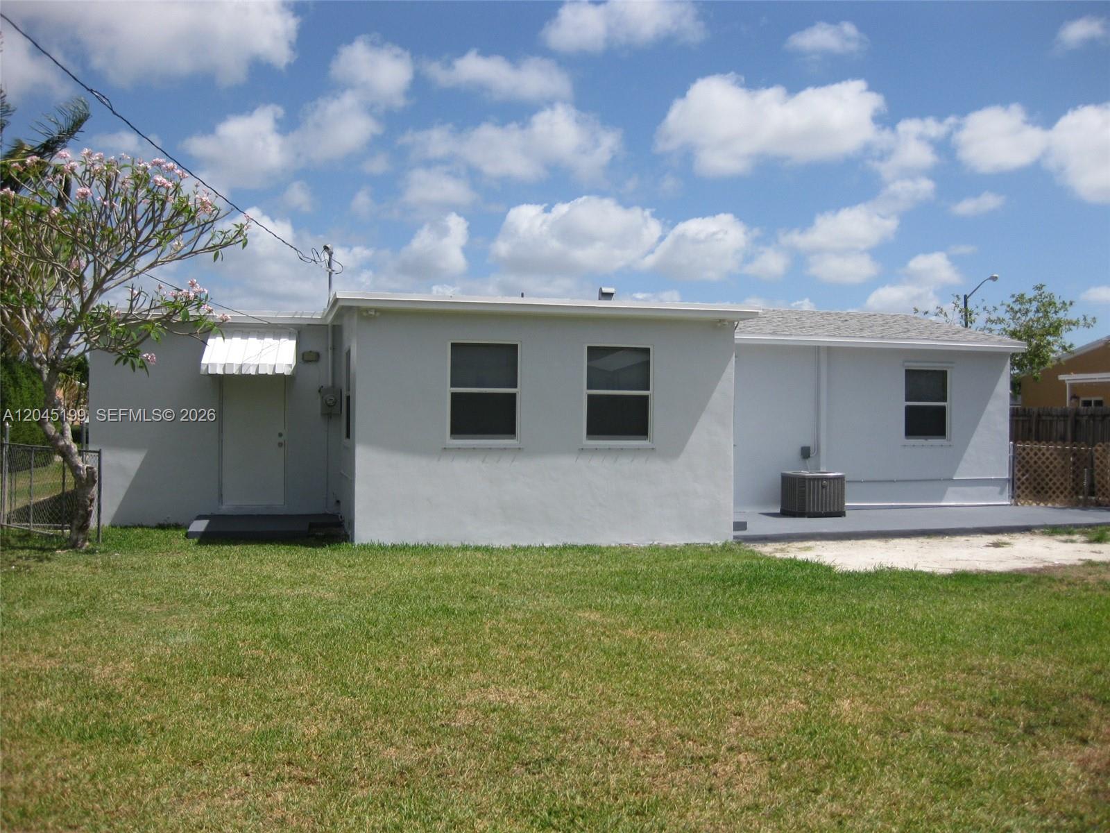 1520 Southwest 305th Street – photo 3