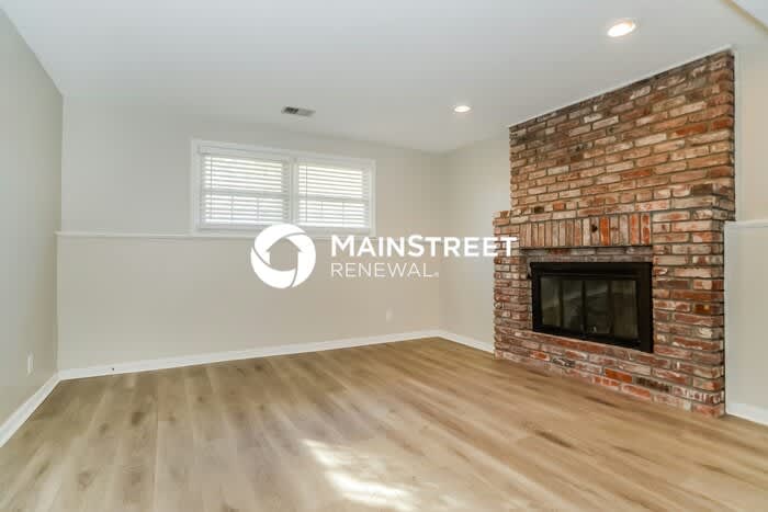 15915 West 152nd Circle – photo 3