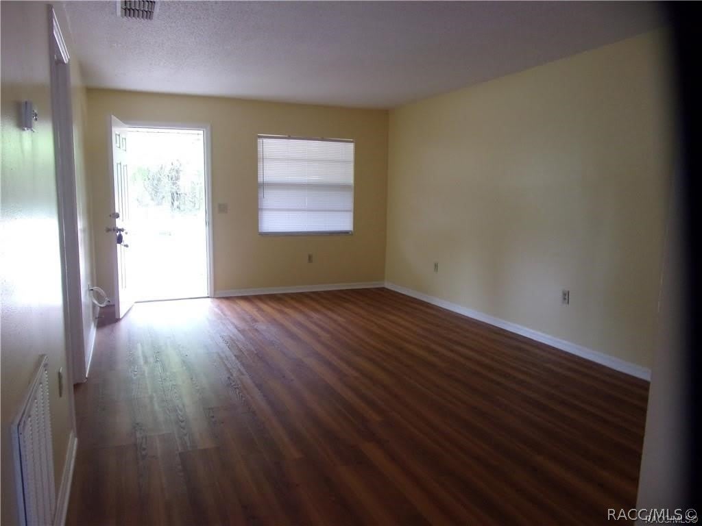 607 Edgewood Avenue – photo 4