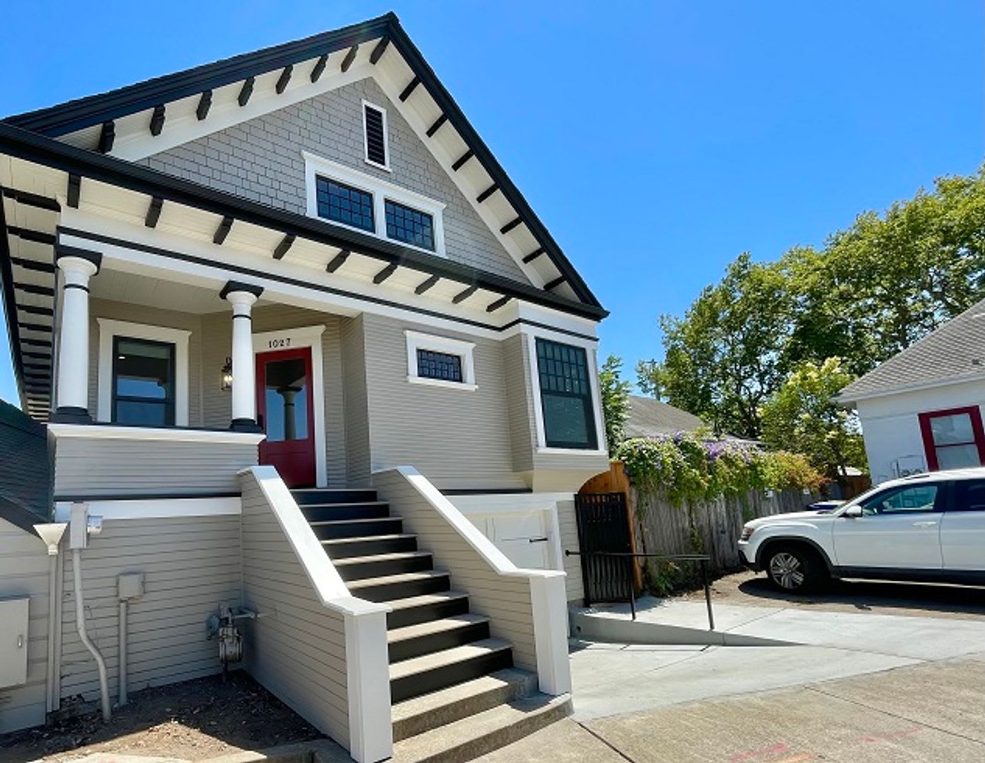 Charming Remodeled Napa Victorian – 2 Bed / 1 Bath – photo 2